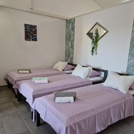 Aurelia Apartments, Вир Екстериор снимка
