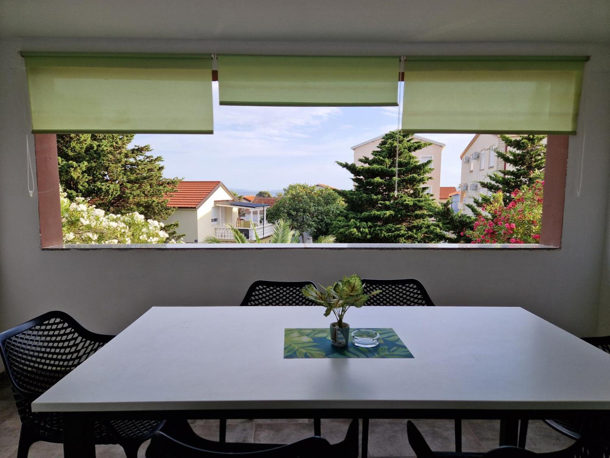 Aurelia Apartments, Вир Екстериор снимка