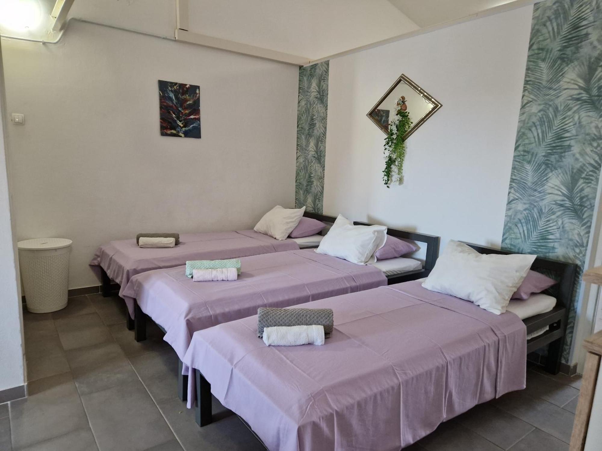 Aurelia Apartments, Вир Екстериор снимка