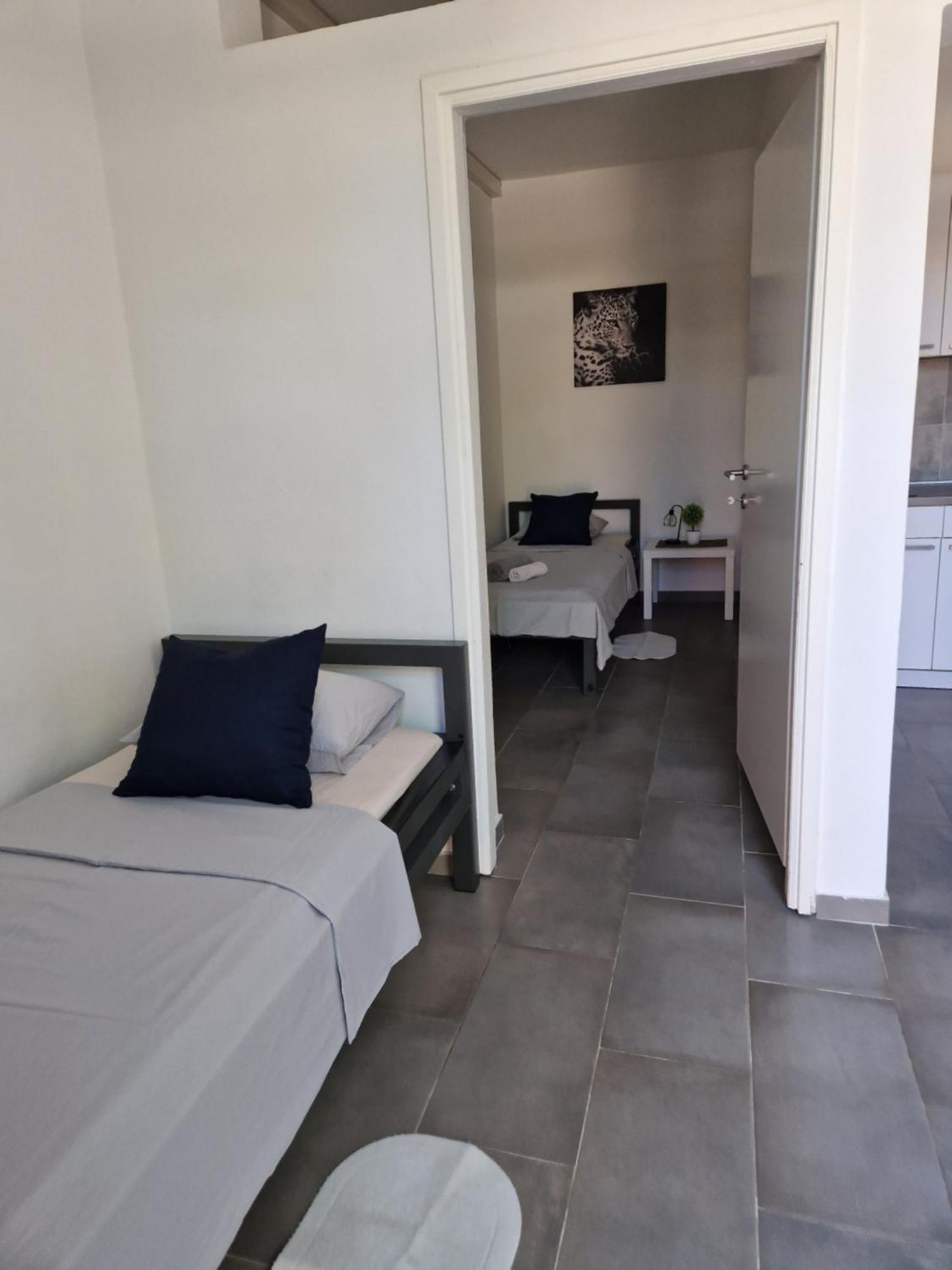 Aurelia Apartments, Вир Екстериор снимка