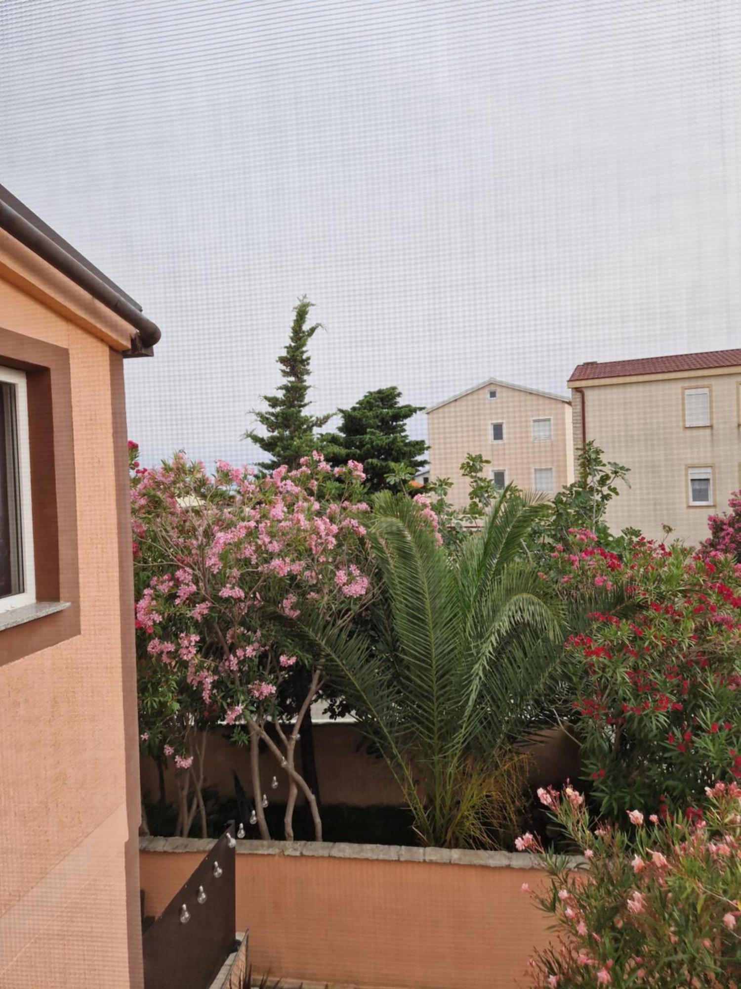 Aurelia Apartments, Вир Екстериор снимка
