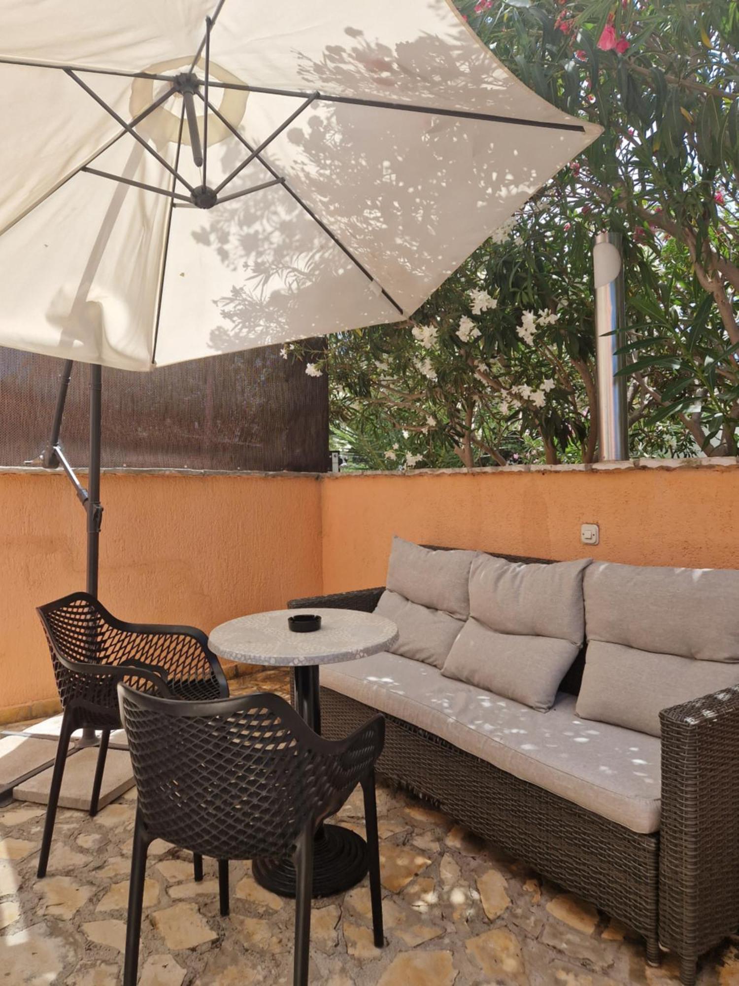 Aurelia Apartments, Вир Екстериор снимка